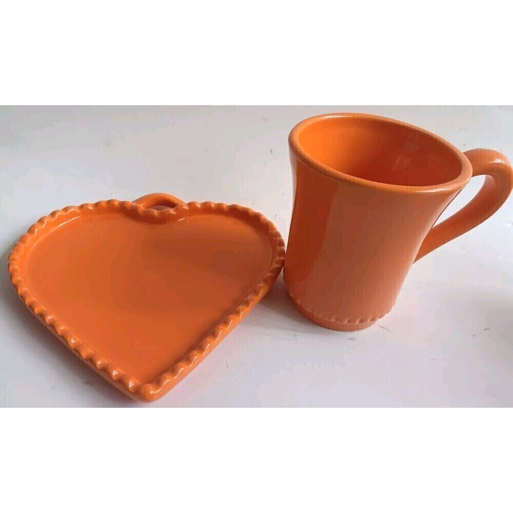 Williams Sonoma Ceramic Heart Shaped Dishes And Cup Set Of 12 Rainbow Colors - Picture 4 of 16